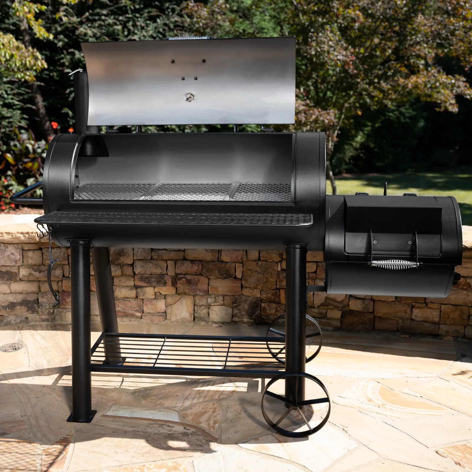 Competition Pro™ Offset Smoker Charcoal Grill