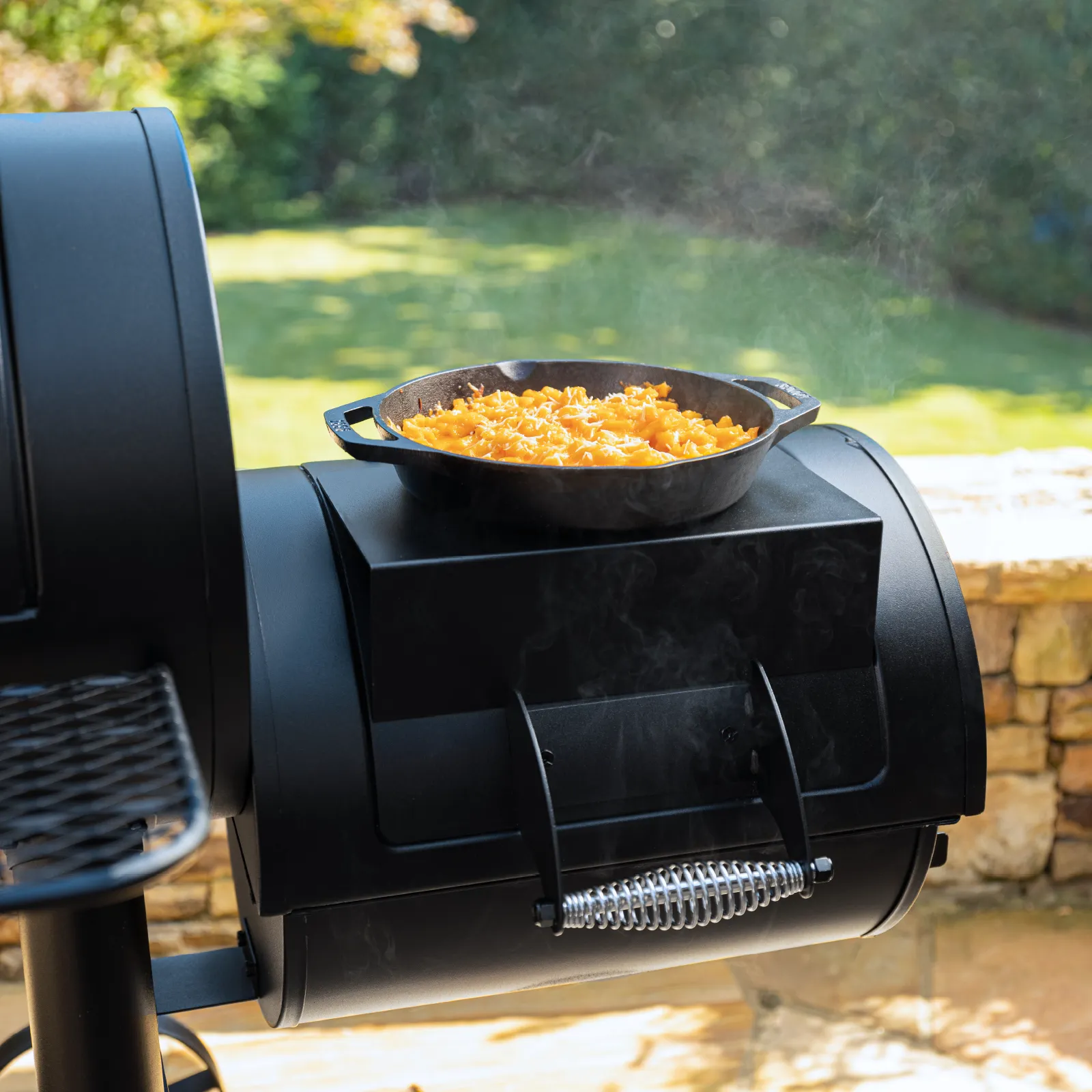 Competition Pro™ Offset Smoker Charcoal Grill