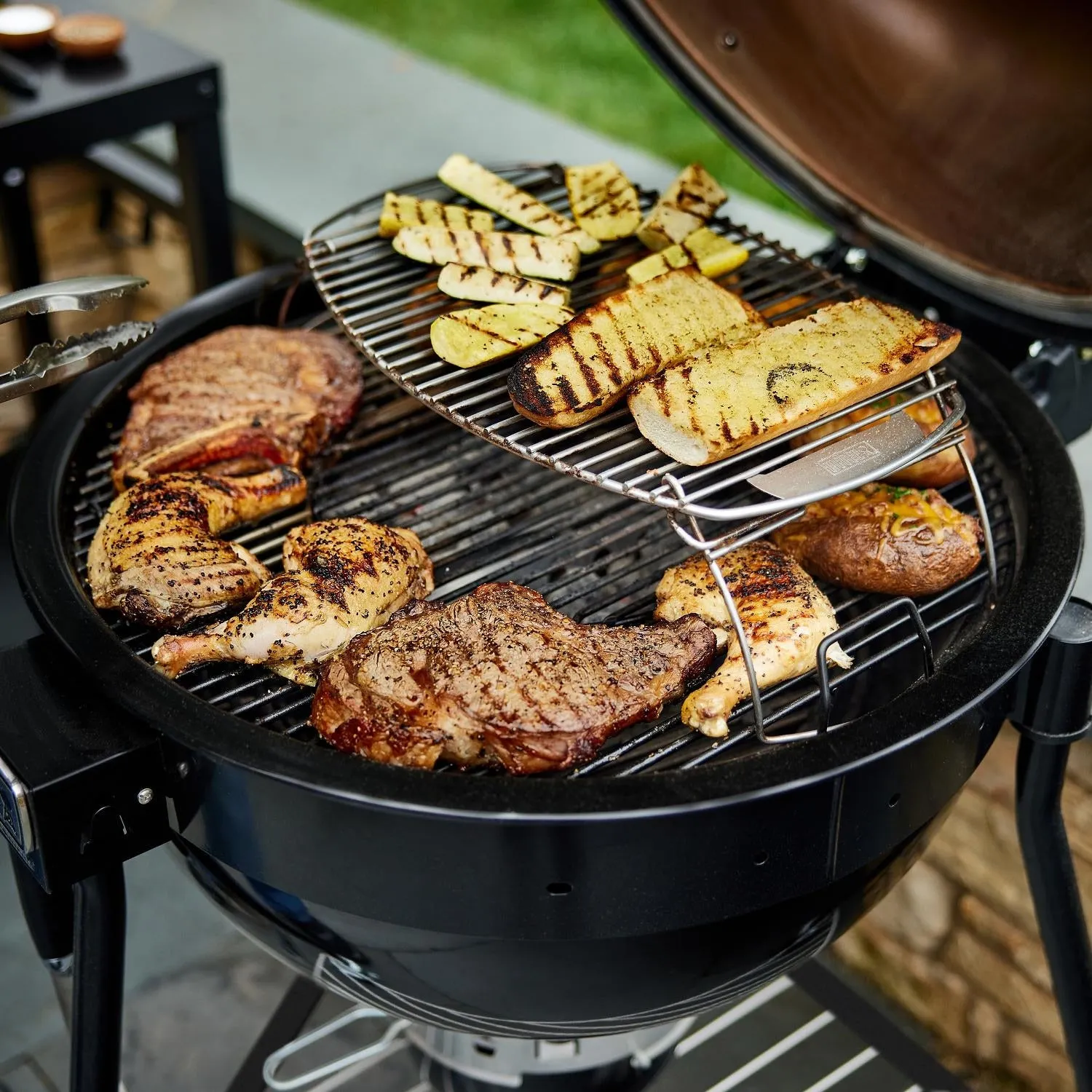 Weber: Summit Kamado E6 Blk US/CA/MX